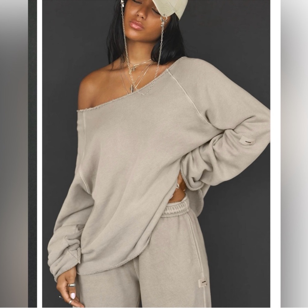 Joah Brown slouchy pullover sweatshirt S/M Sand Color Excellent condition!